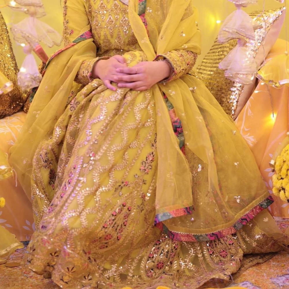 Maryam And Maria Authentic Pakistani Designer View 3